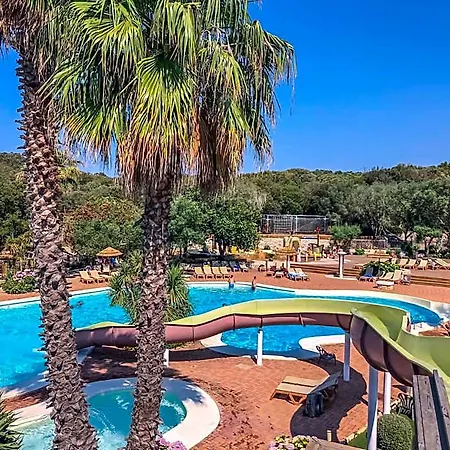 Les De Pertamina * Bonifacio (Corsica)