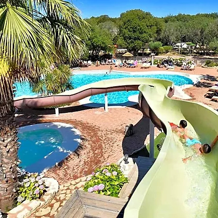Ośrodek wypoczynkowy Les De Pertamina Bonifacio (Corsica)