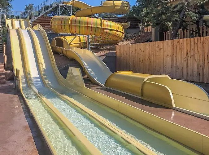 Resort Les De Pertamina Bonifacio (Corsica)